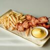 Картофель фри с куриным шашлычком и сырным соусом в Этолето по цене 600
