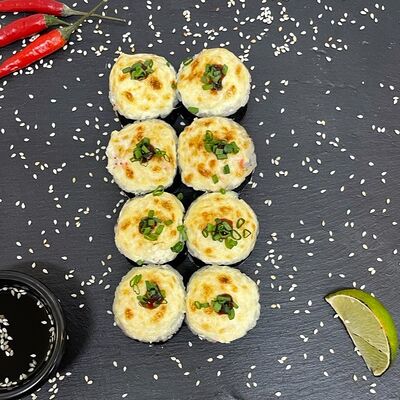 Запеченный с курицей в Ninja sushi по цене 378 ₽