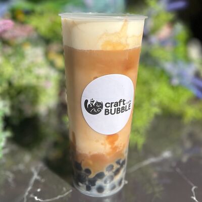 Banana bubble latte в Craft bubble по цене 350 ₽