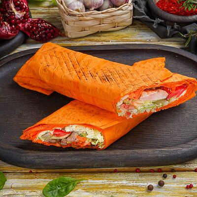 Сирийская шаурма с курицей в сырной лаваше в Геленджик по цене 450 ₽
