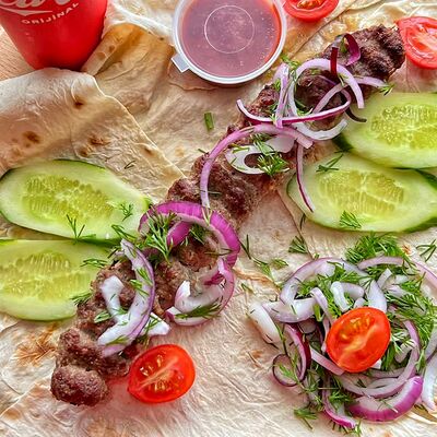 Комбо люля-кебаб из баранины и напиток в Мясная ярмарка по цене 620 ₽