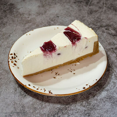 Чизкейк Малиновый взрыв в Вьетнамская кухня CYCLO по цене 379 ₽