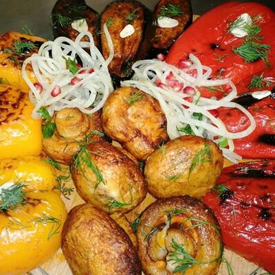 Шампиньоны на мангале в Шашлык ассорти по цене 160 ₽