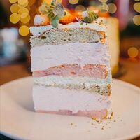 Esmeralda Cake 1/8 в Sweet Joy Cafe