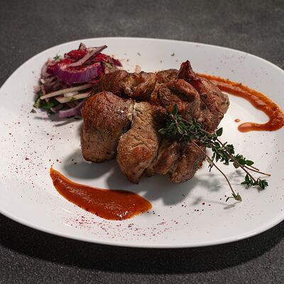 Шашлык из свиной шеи в Ручеек по цене 960 ₽