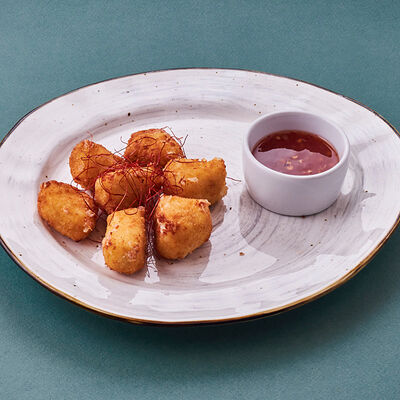 Жареный сыр Моцарелла в Нектарин по цене 520 ₽