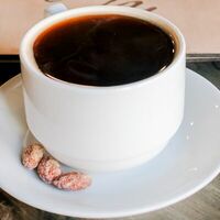 Американо в Миндаль Coffee & Food