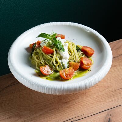 Спагетти со страчателлой в Balcon Day & Night по цене 840 ₽