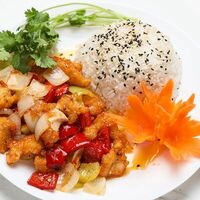 Курица в кисло-сладком соусе в Com Viet