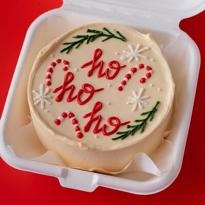 Бенто-торт на Новый год в Мамин Cake по цене 2300 ₽