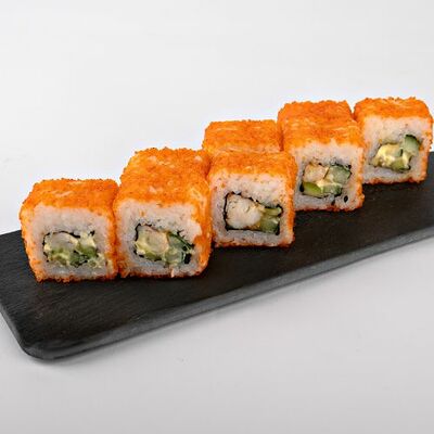 Калифорния с креветкой в Кафе на развилке по цене 674 ₽