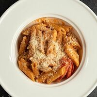 Паста с томатами и сыром фета в Пицца и Паста