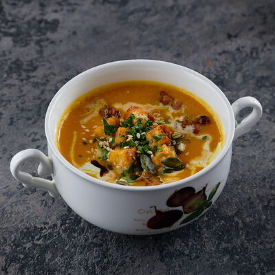 Тыквенный крем-суп с беконом в Craft Lab Cafe по цене 370 ₽