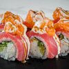 Дрим ролл в Too much sushi по цене 1010