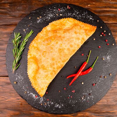 Чебурек с сыром в Бани Алексеева по цене 350 ₽