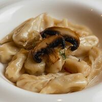 Вареники с картофелем и грибами в Шеф Пушкин