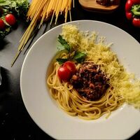 Паста Болоньезев Щастьебар