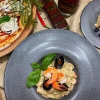 Логотип Максима Пицца