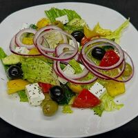 Салат греческийв Кафе сон у моря