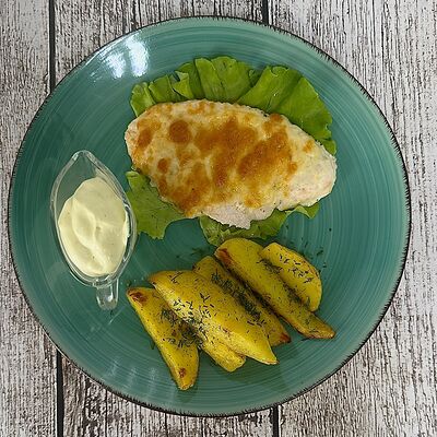 Филе куриное в сырной корочке в Луна Рыба по цене 420 ₽