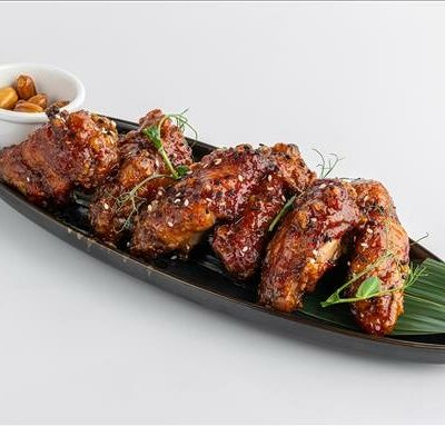 Куриные крылья по-тайски в Побо по цене 450 ₽