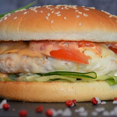 Летний бургер в Jp по цене 408 ₽