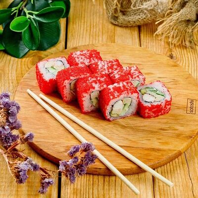 Ролл Калифорния с креветкой в Белый Аист по цене 495 ₽