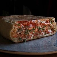Донер с говяжьей котлетой в Umami Kitchen's