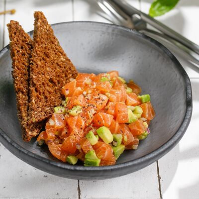 Тартар из лосося в ЛарисуВаннуХочу по цене 1390