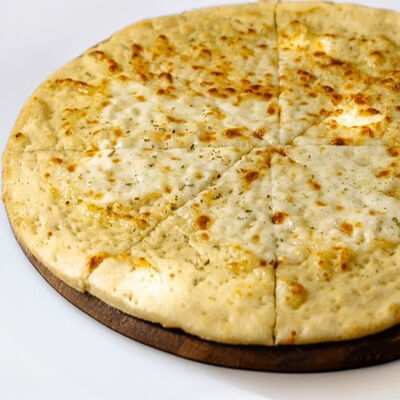 Фокачча с сыром моцареллав Dodici Italy по цене 340 ₽