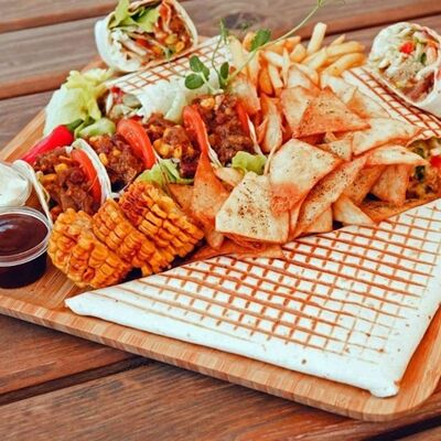 Сет традиционных мексиканских закусок в Comida Mexicana по цене 85 р.