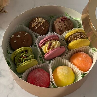 Набор сладостей Ассорти в Кондитерская КонфеткаПитер по цене 2067 ₽