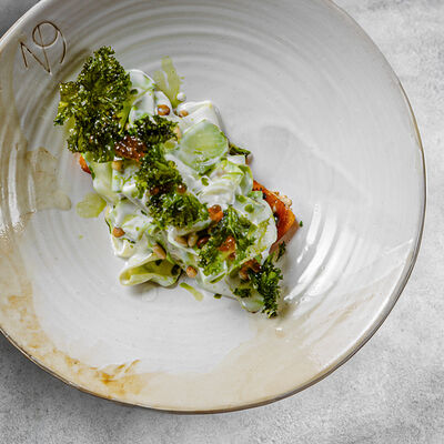 Рийет из белой рыбы, копченый огурец, крем из брюссельской капусты в 19 по цене 1027 ₽