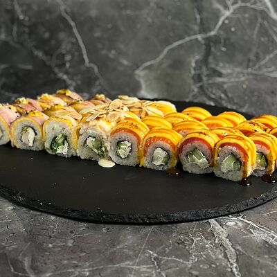 Сет Чиззи в ДАБЛ Роллы Пицца по цене 2689 ₽