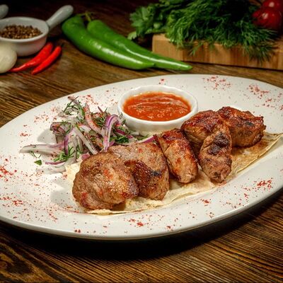 Шашлык из cвинoй вырезки в Пловная по цене 650 ₽