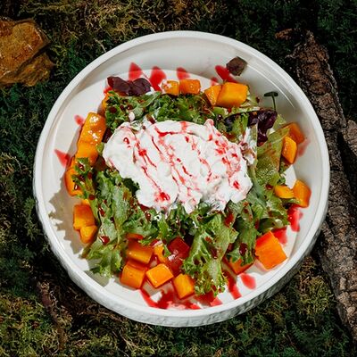 Со страчателлой, манго и свеклой в Эхо по цене 810 ₽