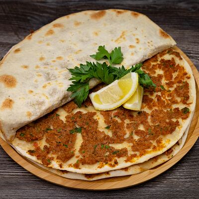 Ламаджо в ТУТ КУХНЯ по цене 250 ₽