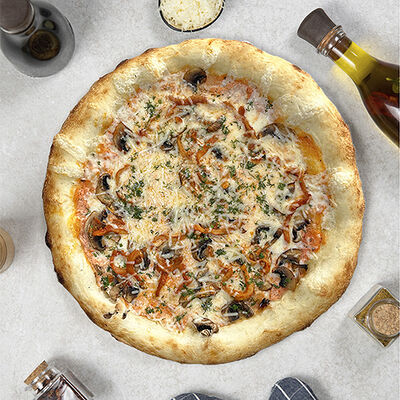 Пицца с кальмаром в Risoy по цене 829 ₽