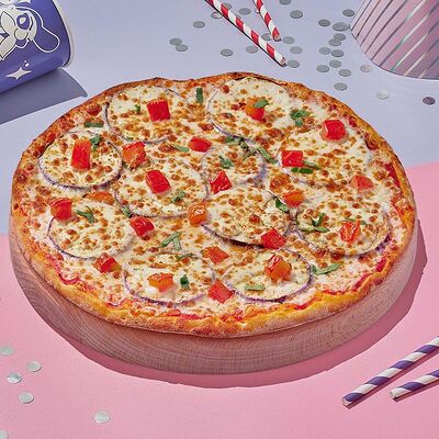 Пицца Баклажановая на тонком тесте 30 см в Dostaевский по цене 700 ₽