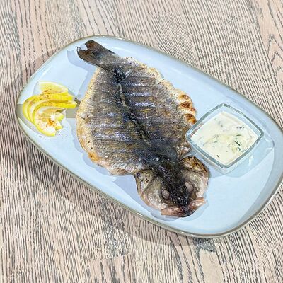 Сибас на гриле с соусом вонголе в Сквер по цене 1050 ₽