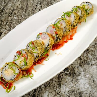 Хрустящий ролл Тунец и снежный краб в Кафе Nебо по цене 400 ₽