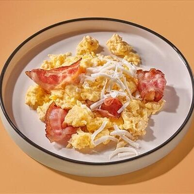 Омлет с беконом и сыром в Pop Art Pizza по цене 344 ₽