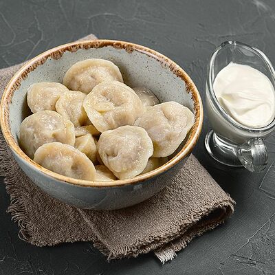 Пельмени с бульоном в Корчма по цене 360