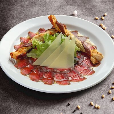 Карпаччо из говяжьей вырезки в BierBurg по цене 699 ₽