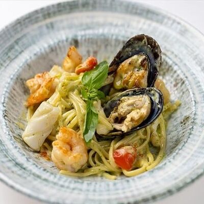 Паста сливочная с морепродуктами в Волконский по цене 1160 ₽