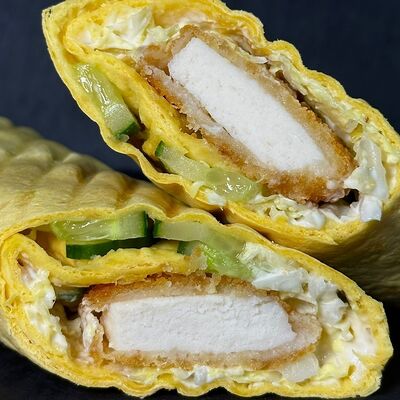 Чесночный чикен ролл в Шаулинь по цене 280 ₽