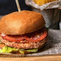 Шримпбургер в Larionov Grill & Bar