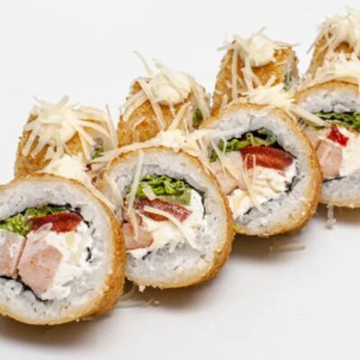 Цезарь темпура в Лютые роллы по цене 673 ₽