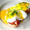 Eggs benny с беконом в Radisson Blu Kaliningrad по цене 670
