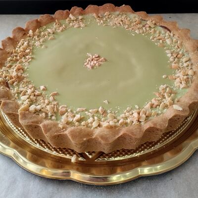 Пирог песочный с творожным сыром фисташковыйв Пекарня хлеб батон по цене 750 ₽